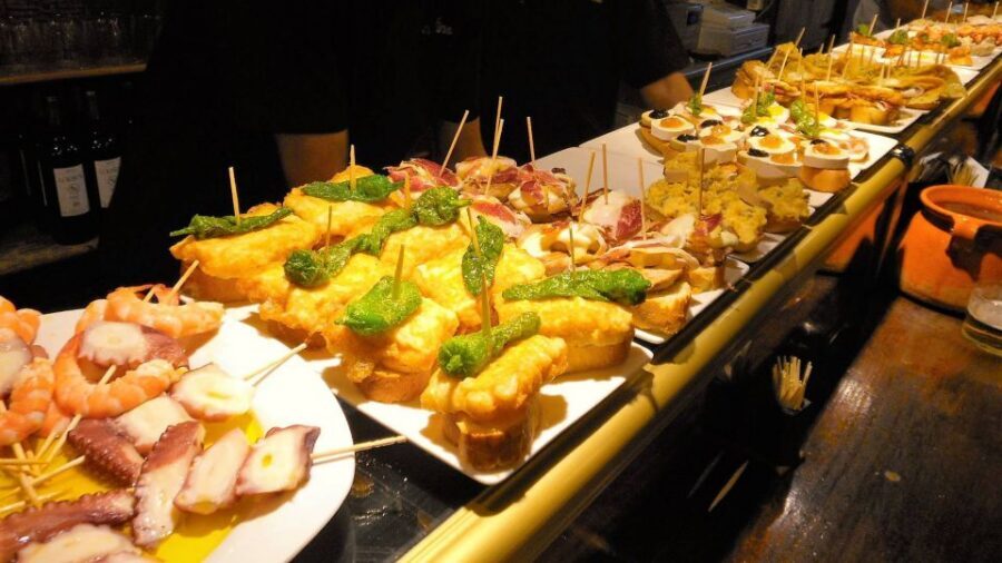Barcelona: Evening Walking Tour in the Gaudi Area with Tapas - Stop 4: drink pairings plus the Gaudi-area walk