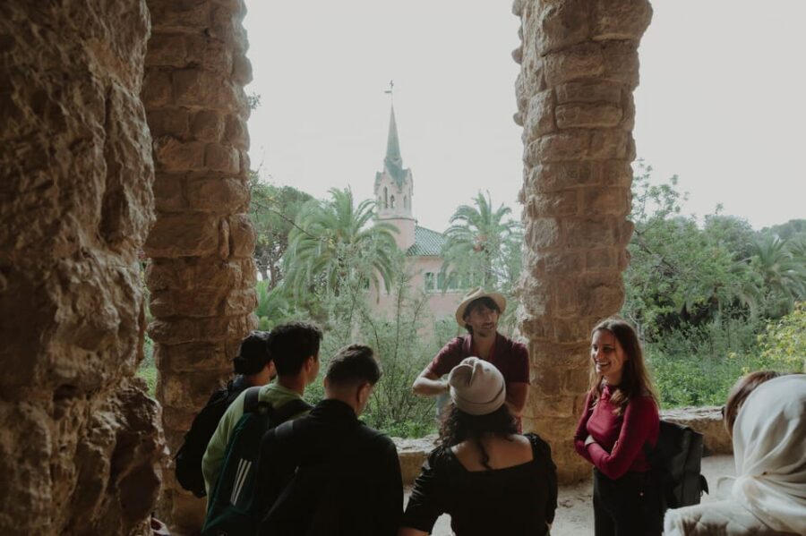 Barcelona: Exclusive Park Güell Private Guided Tour - Should you book this Park Güell private guided tour?