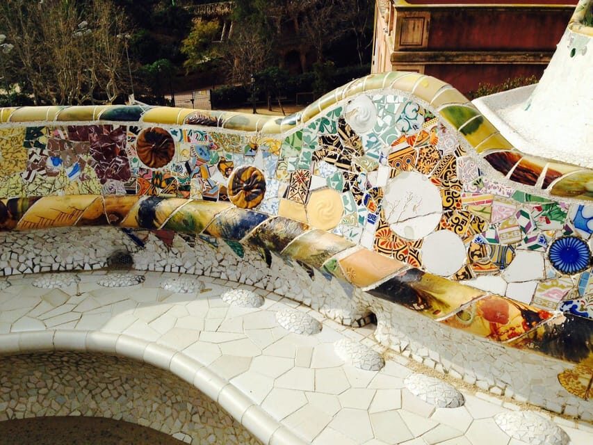 Barcelona: Exclusive Park Güell Private Guided Tour - The Monumental Zone: Doric columns, vaults, and the feel of Gaudí’s plan