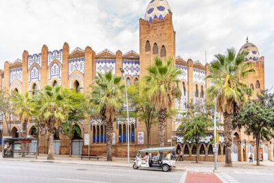 Barcelona Expert Tour with Local Guide in Eco Tuk Tuk Private - Where the tour starts: Carrer de Casp 13 and a clear meet-up