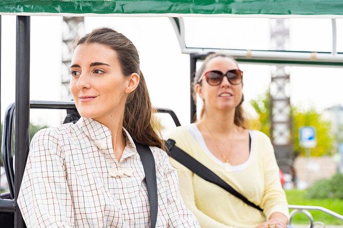 Barcelona Expert Tour with Local Guide in Eco Tuk Tuk Private - Old Port to Barceloneta: the sea route you shouldn’t skip