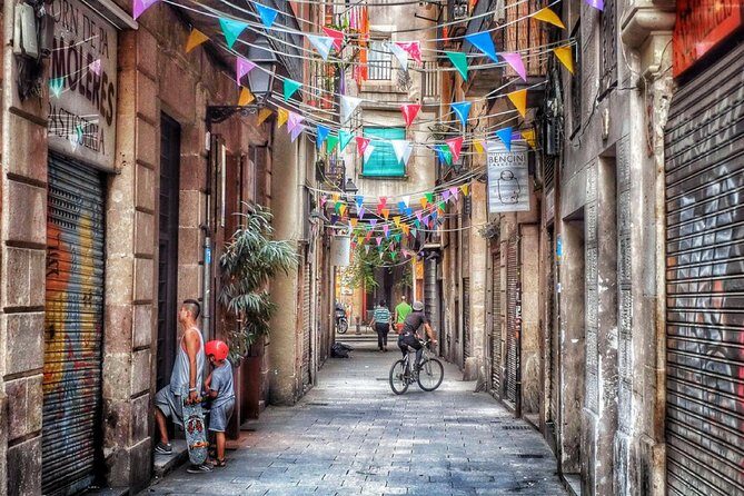 Barcelona: Explore El Born’s Hidden Corners with a Local Host - Why El Born Still Feels Like a Local Neighborhood