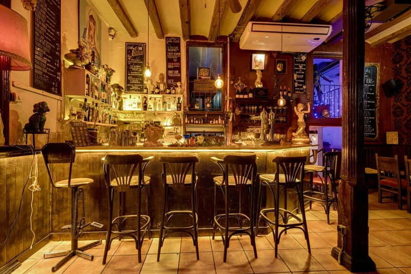Barcelona: Flamenco, Tapas &Sangria - Where You Start: Bar Milans Gòtico on Carrer de Milans
