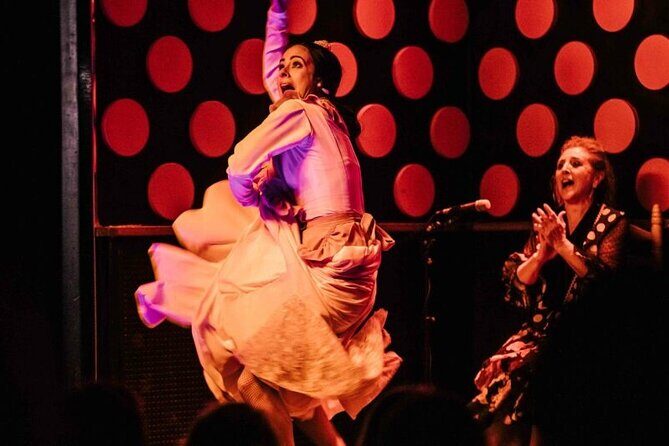 Barcelona Flamenco & Tapas Semi Private or Private Experience - Why the Gothic Quarter setting changes the flamenco