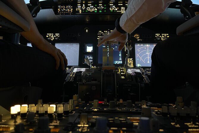 Barcelona Flight Simulator Experience - The 1-Hour Flow: How Your Cockpit Session Usually Plays Out