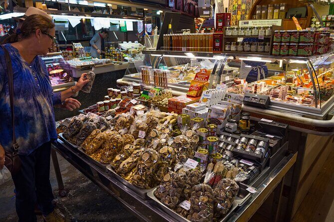 Barcelona Food Markets Private Tour with Tastings - Stop 2: Las Ramblas as a quick old-town orientation