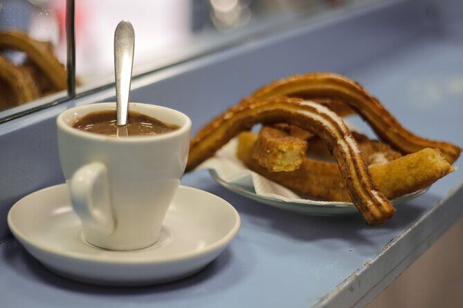 Barcelona Food Tour: Tapas, Paella, Sangria & 8+ Local Tastings - The 3-hour flow: how the walking part works