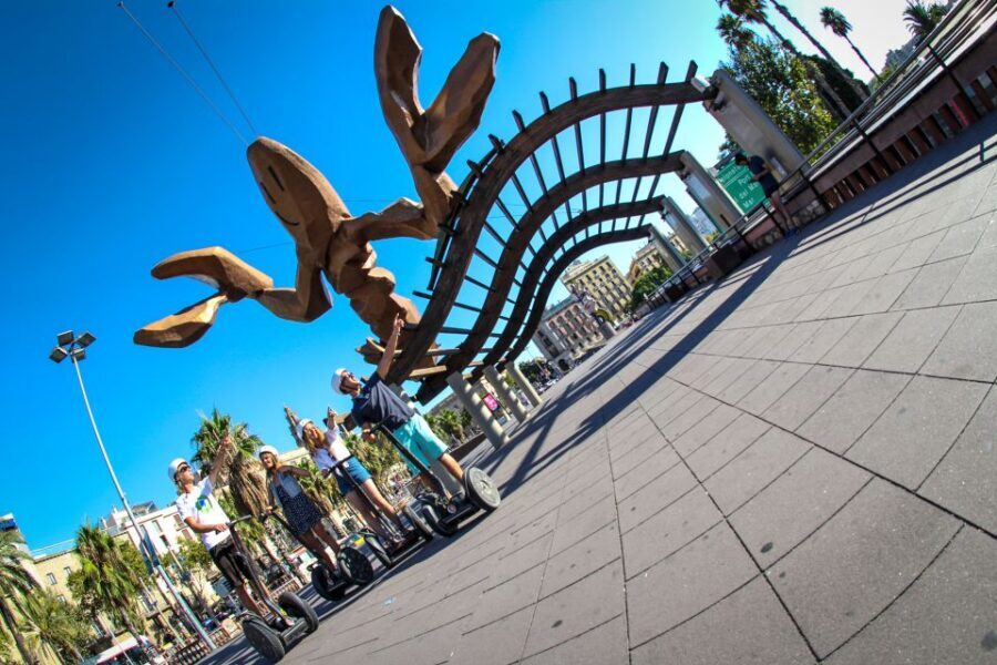 Barcelona: Gaudi Guided Segway Tour - From Barceloneta Central Beach to Parc de la Ciutadella
