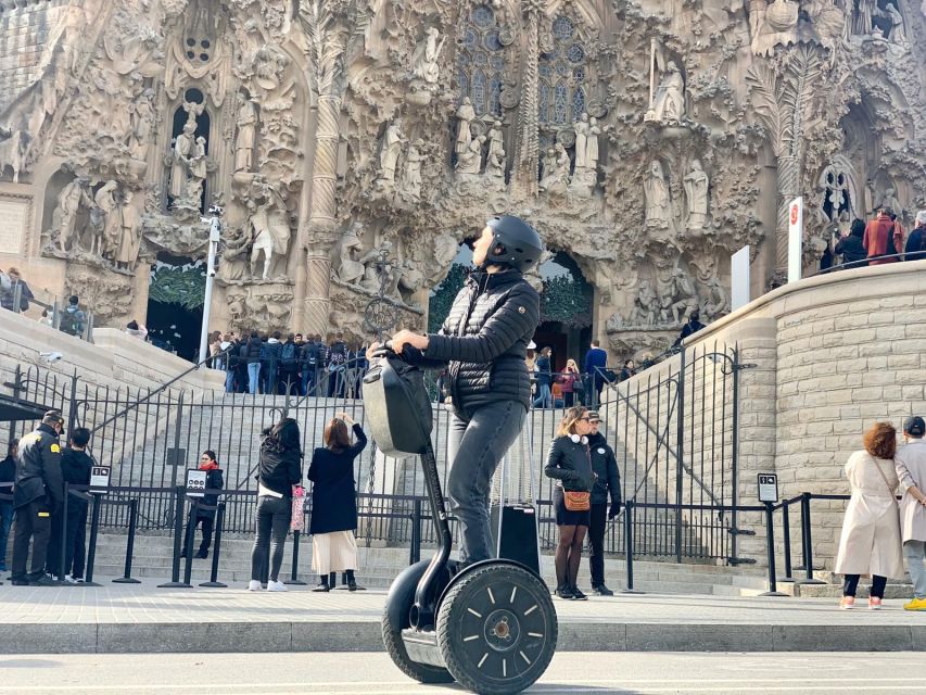 Barcelona Gaudí Segway Tour - Stop-by-Stop Route: from Arc de Triomf to Casa Fuster