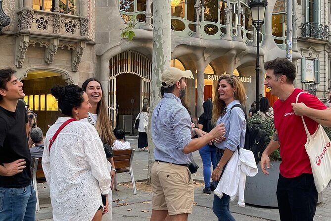 Barcelona: Gaudí, Tapa, Drink & Hidden Architectural Gems - Casa Mila (La Pedrera): Gaudí’s strange-but-smart house design