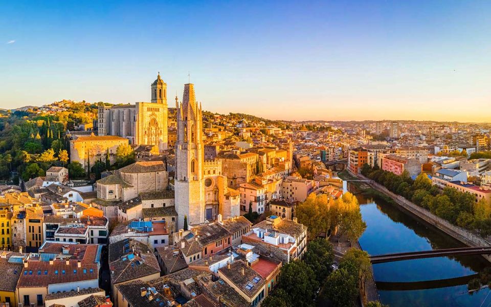 Barcelona: Girona Private Guided Tour by High-Speed Train - Key highlights at a glance