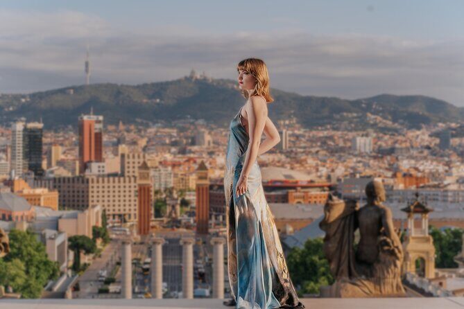 Barcelona: Glamour Wow Dress Photoshoot in Spectacular locations - One location, lots of looks: why this Barcelona shoot works