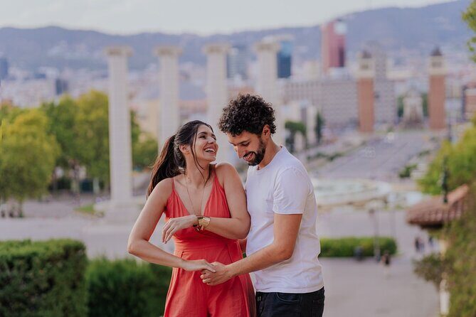 Barcelona: Glamour Wow Dress Photoshoot in Spectacular locations - How the posing direction keeps the photos looking natural