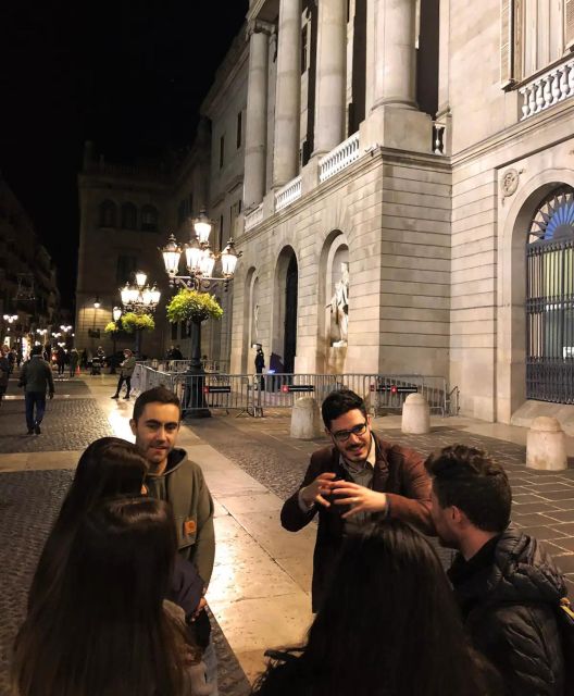 Barcelona: Gothic Quarter By Night Guided Walking Tour - Saints, Monarchs, and Gargoyles: Spotting the Medieval Clues