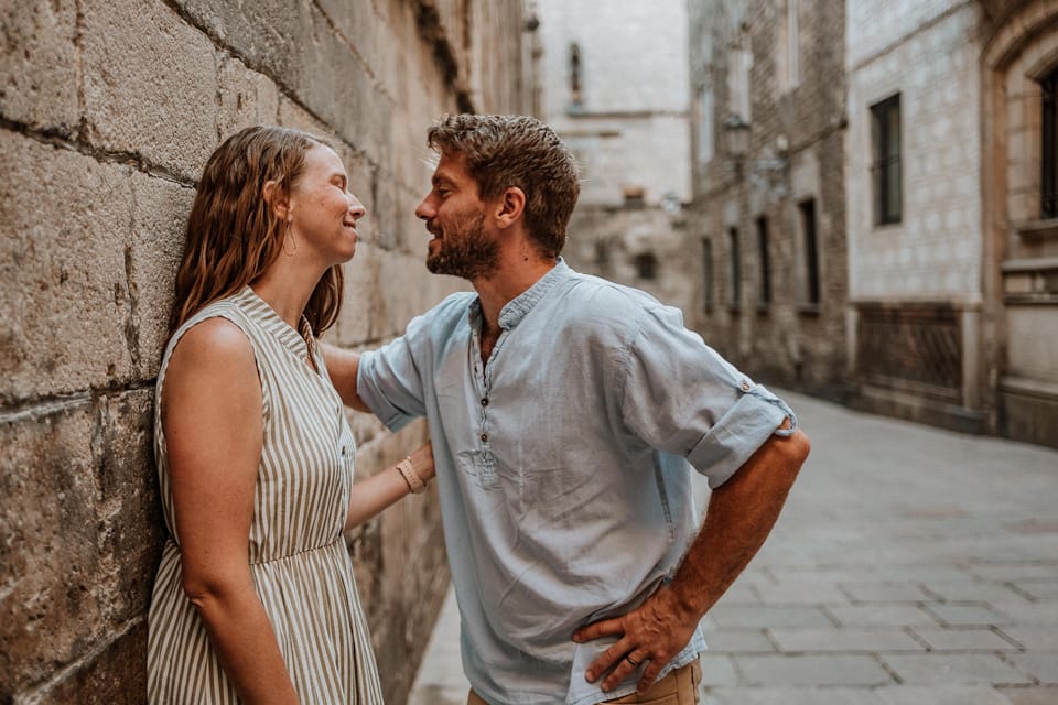 Barcelona: Gothic Quarter Cinematic Photoshoot and Guide - The Pro-Camera Rule: Plan Your Gear Before You Book