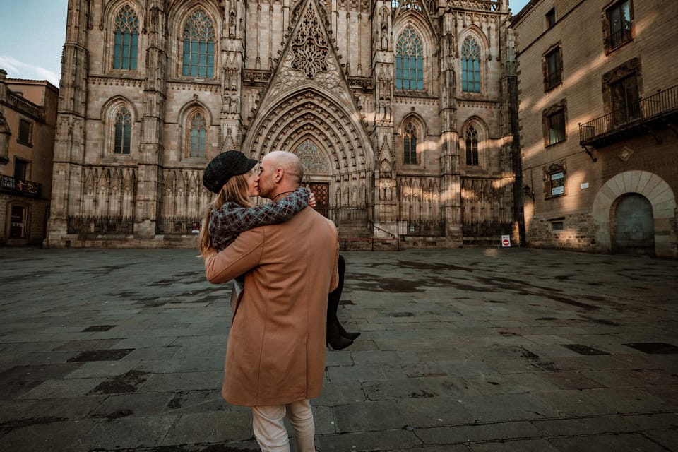Barcelona: Gothic Quarter Cinematic Photoshoot and Guide - Starting Outside Barcelona Cathedral: The Perfect Launch Pad