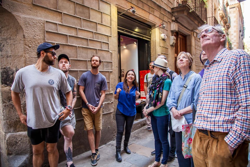 Barcelona: Gothic Quarter's Deepest Secrets Tour and Sangria - Key highlights at a glance