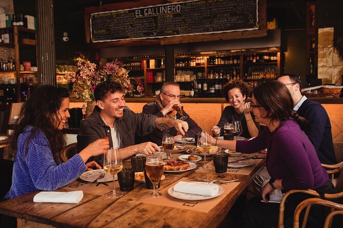 Barcelona : Gothic, Tapas, Churros & Vermouth - Churros, vermouth, and tapas lunch: the food is the engine