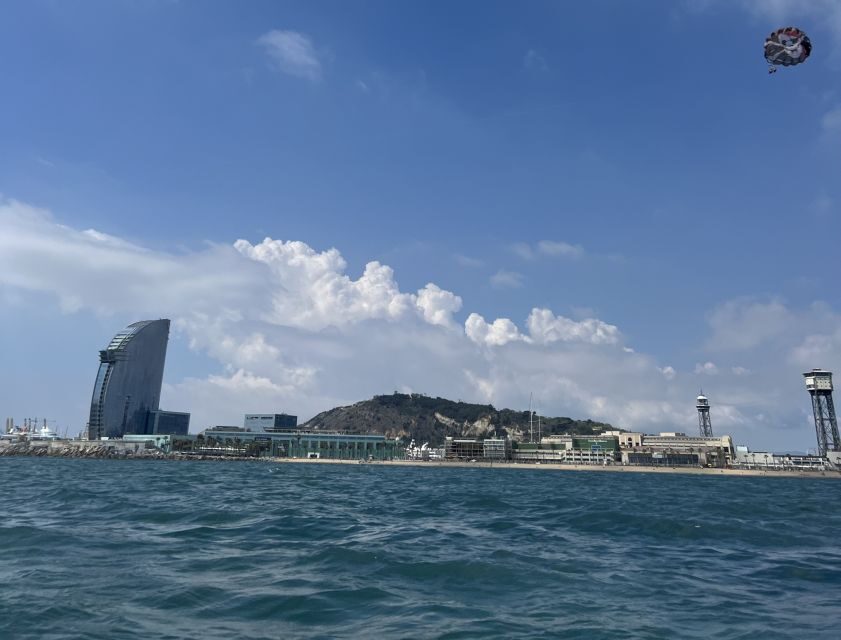 Barcelona: Guided Parasailing Experience - Landing and the optional feet-in-the-water moment