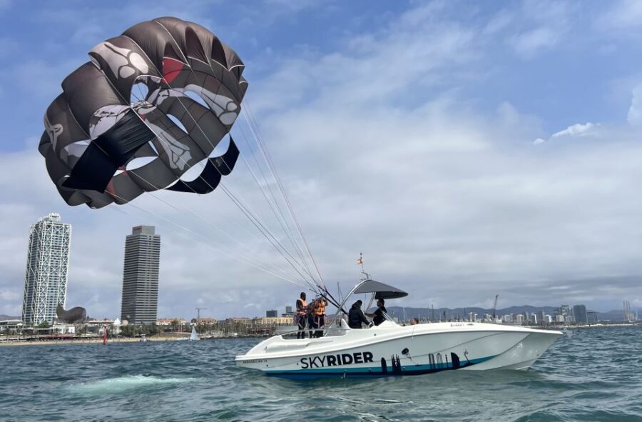 Barcelona: Guided Parasailing Experience - Price and value: is $67 worth a 150m flight?