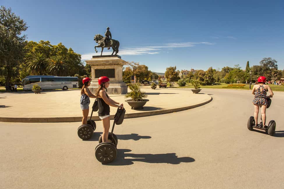 Barcelona: Guided Segway Tour - Meeting at Passatge de la Canadenca and the 10-minute training square