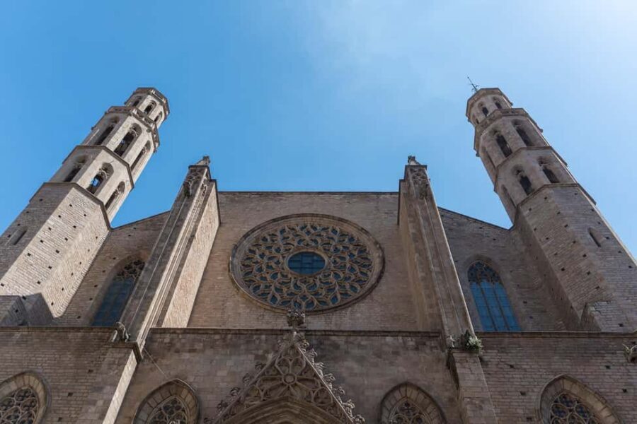 Barcelona guided tour in French - Plaza Sant Jaume and the story behind Catalan identity