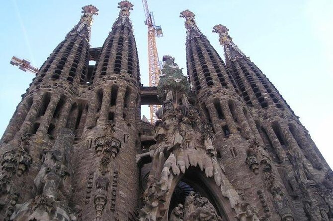 Barcelona Half-day Tour With Local Driver-guide - Driver-guide quality: where the private tour really shows