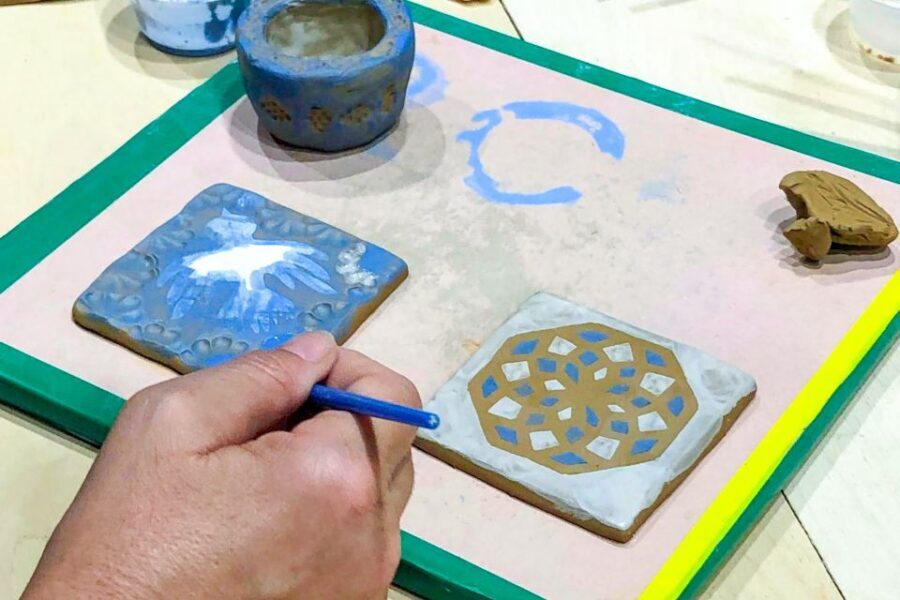 Barcelona: Handmade Ceramic Tiles Workshop - Practical tips so you get the best experience
