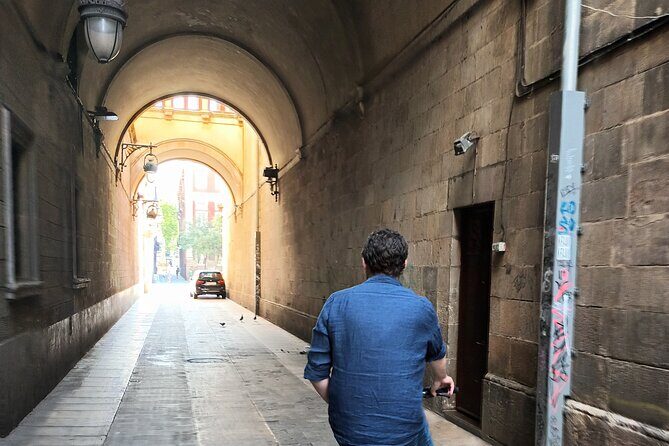 Barcelona Highlights Bike Tour - The final icon: Sagrada Família without the ticket pressure