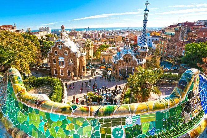 Barcelona Highlights Private Guided Tour with Hotel Pick-up - Park Güell: make 1 hour count (and add skip-the-line if you can)