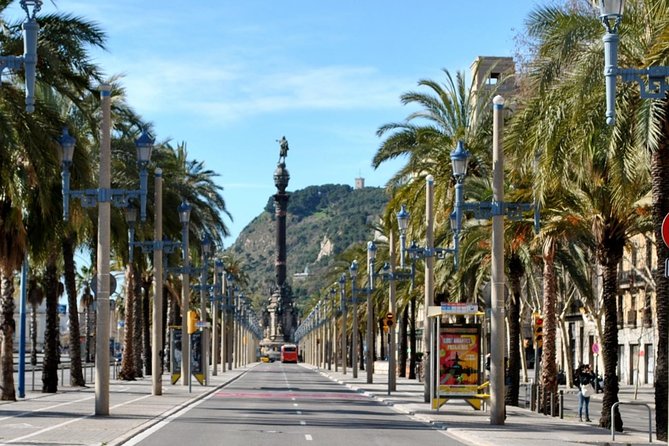 Barcelona Highlights Private Tour in a chauffeured Mercedes-Benz - Key things to know before you go