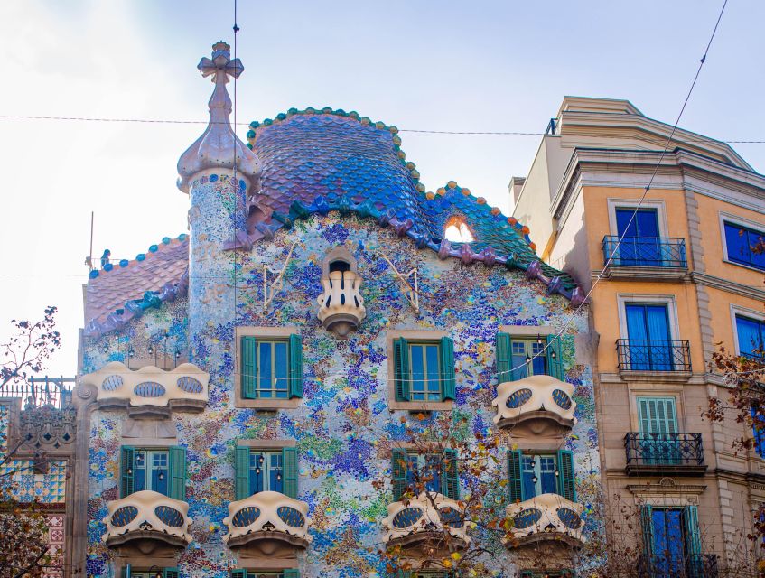Barcelona Highlights: The Best of Gaudi On Segway - Who should book this Gaudí-on-Segway tour?