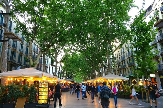 Barcelona Highlights with a Local Friend - What a day feels like, from start to finish