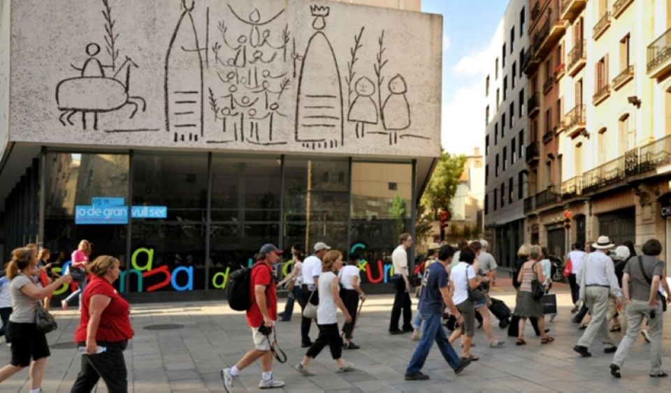 Barcelona Historic Guided Tour - Medieval streets, architecture details, and the stories behind them
