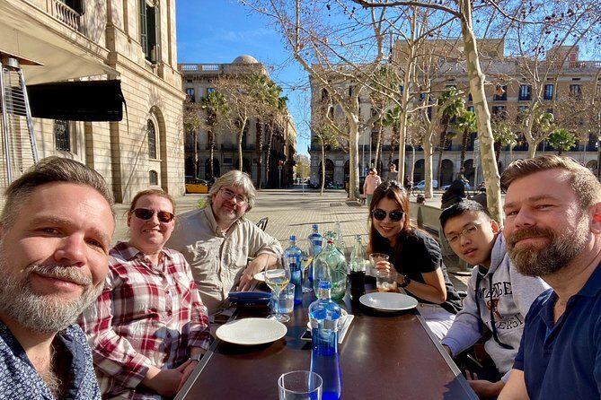 Barcelona Historic Walking Tour and Food Experience - Your guide and the small-group advantage (Christian’s example)