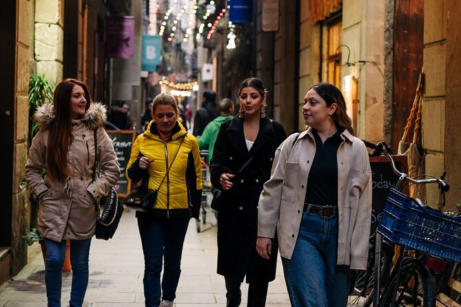 Barcelona Historical Walking Tour: Gothic Quarter and El Born - Guides That Make Small Stones Feel Big