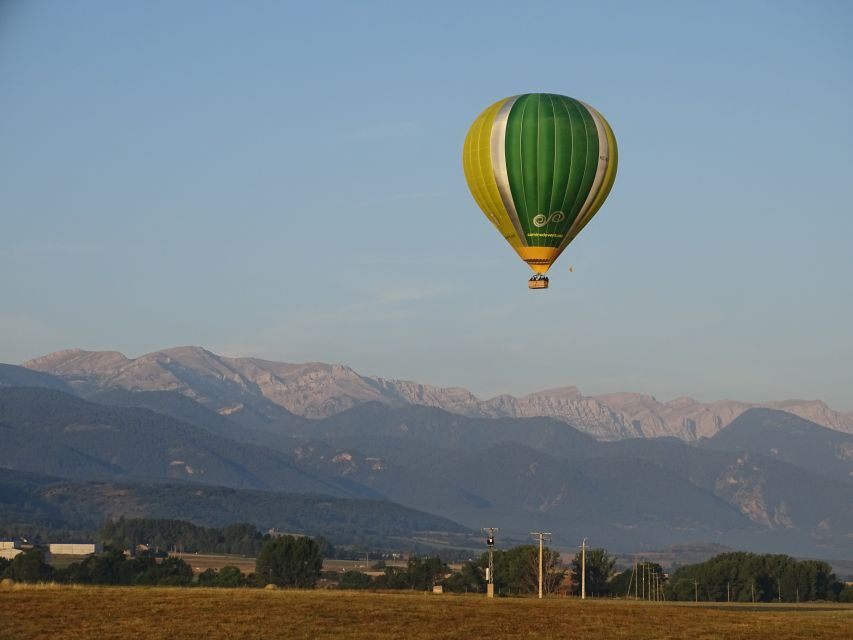 Barcelona: Hot Air Balloon Flight Experience - From safety briefing to takeoff: what makes the crew’s confidence matter