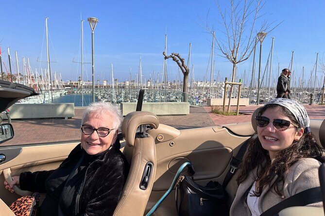 Barcelona in a Convertible - Private Guided Tour - A XIV-century Gothic piece, then a large area stop