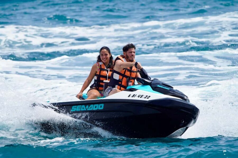 Barcelona: Jet Ski ride 1 or 2 people + instructor included - Your jet ski time in Barcelona: from briefing to coastline thrills