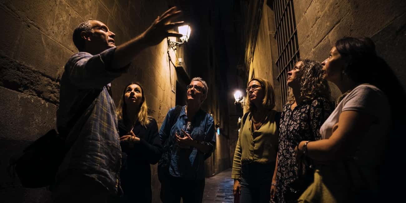 Barcelona: Killers, Witches & Inquisition Old Town (day/eve) - Key highlights that make this tour worth your time