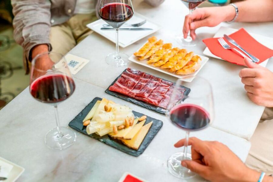 Barcelona: La Boqueria & Santa Caterina Market Private Tour - Price and value: what $283 per person is buying