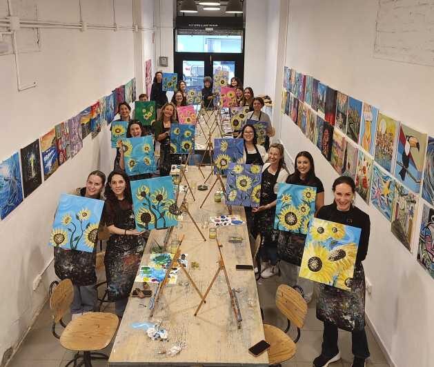 Barcelona: Learn to paint, sip wine, enjoy snacks & music - Finding Arte Bar: street-level and easy to reach