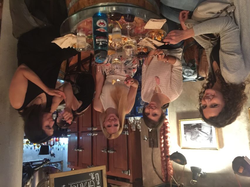 Barcelona: Market, Tasty Tapas/Food and Gothic History Tour - How much history you’ll get (and what kind)