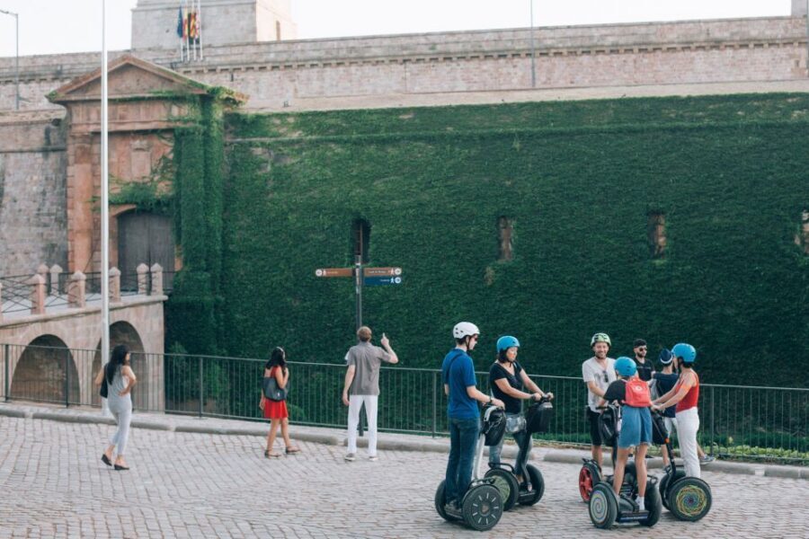 Barcelona: Montjuïc Guided Segway Tour - Getting Started on Carrer del Correu Vell: lesson, helmets, and momentum