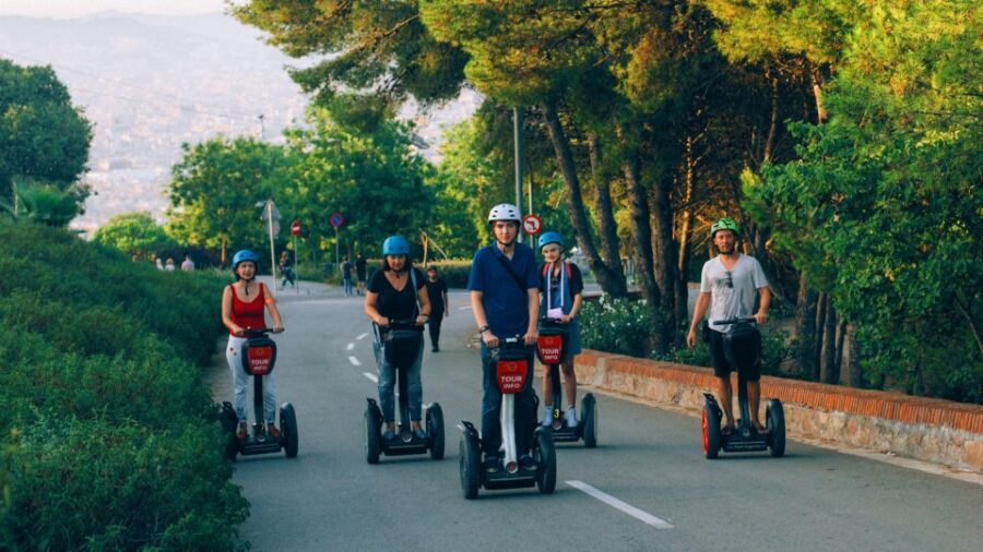 Barcelona: Montjuïc Guided Segway Tour - Montjuïc Castle: the 17th-century fortress and the 173-meter viewpoint payoff