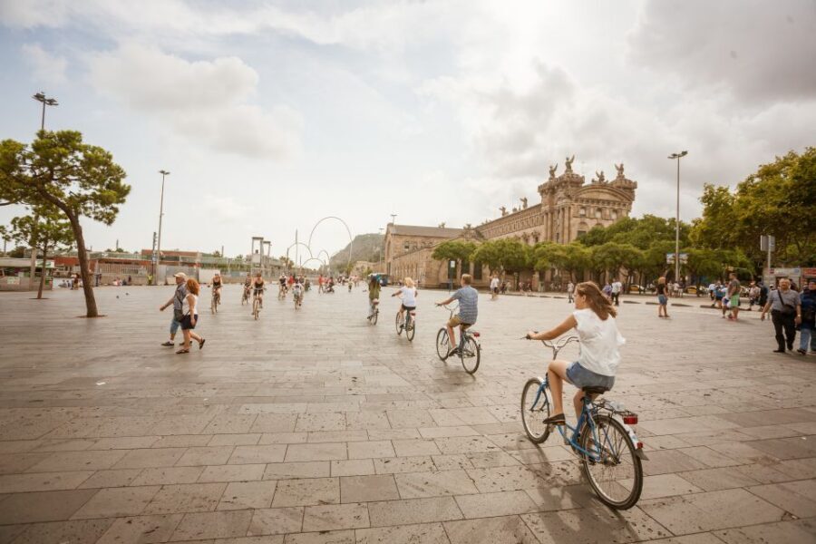 Barcelona Montjuic Three-Hour Bike Tour - The 3-hour route: port air, Raval, and the 1929 legacy