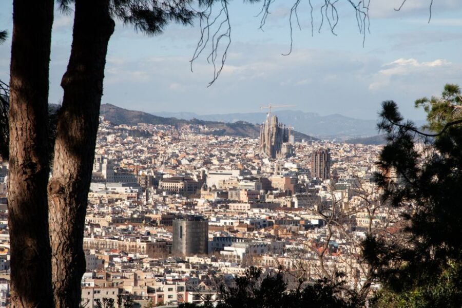 Barcelona: Montjuïc Walking Tour With Optional Flamenco Show - Mirador del Alcalde: The Hill’s Human Stories