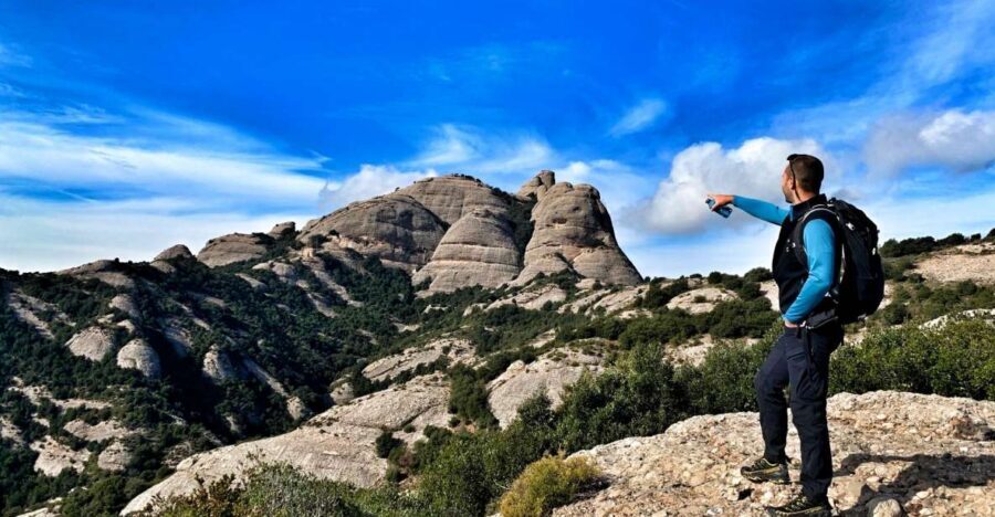 Barcelona: Montserrat Hiking Experience and Monastery Visit - Spotting Wildlife and Watching the Birds of Prey