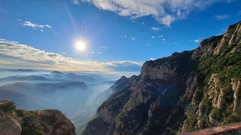 Barcelona: Montserrat Monastery and Natural Park Guided Tour - Getting From Passeig de Gràcia to Montserrat Without Wasting the Morning