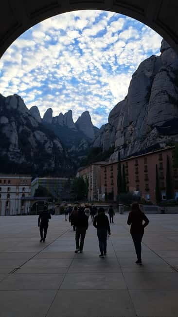 Barcelona: Montserrat Monastery and Natural Park Guided Tour - Montserrat National Park: Your 90-Minute Nature Break
